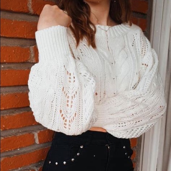 Oversized Sweater - Picture 1 of 9